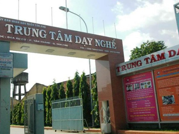 Thành lập trung tâm dạy nghề, trường trung cấp nghề