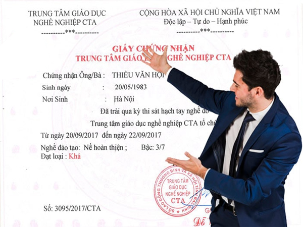 Giấy phép lao động và hoạt động dạy nghề